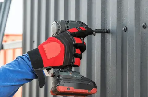 Travaux de zinguerie - Pierrerue